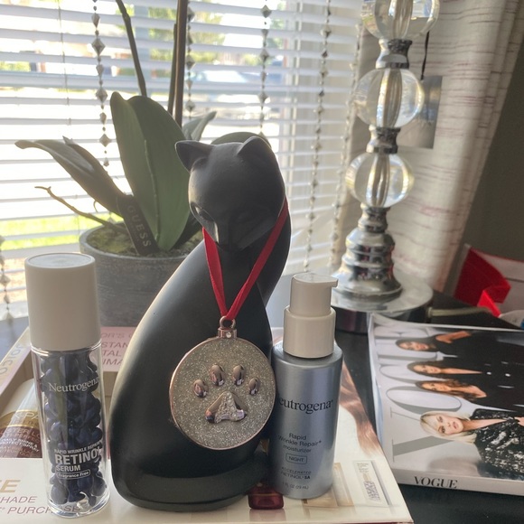 SOLD! - Picture 2 of 10